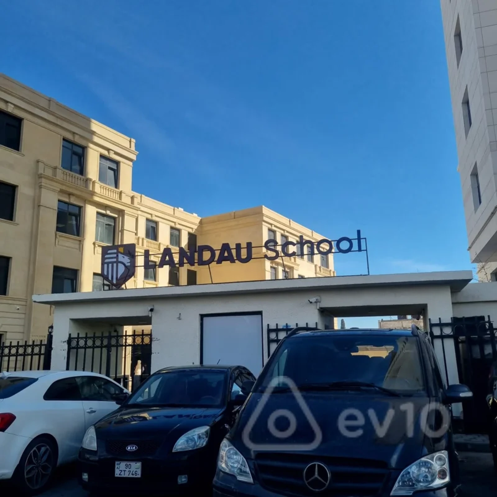 Satılır 2 otaqlı həyət evi 55 m²