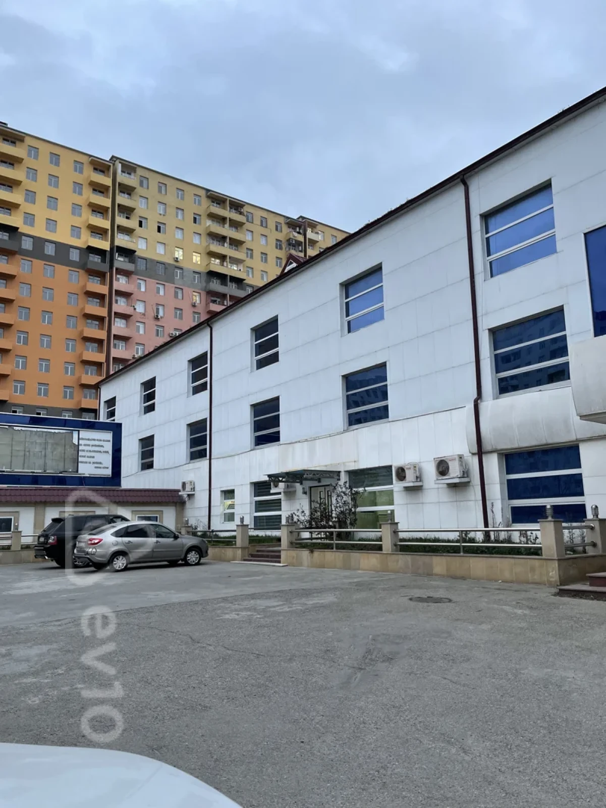 Kirayə verilir 1 otaqlı ofis 36 m²