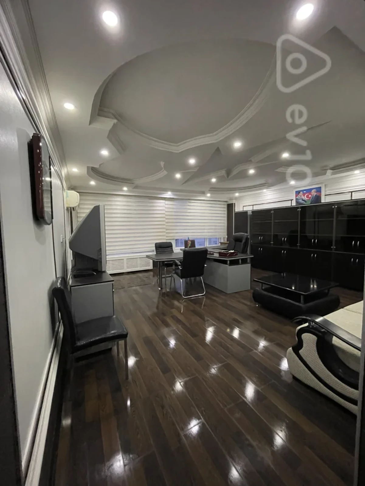 Kirayə verilir 1 otaqlı ofis 36 m²