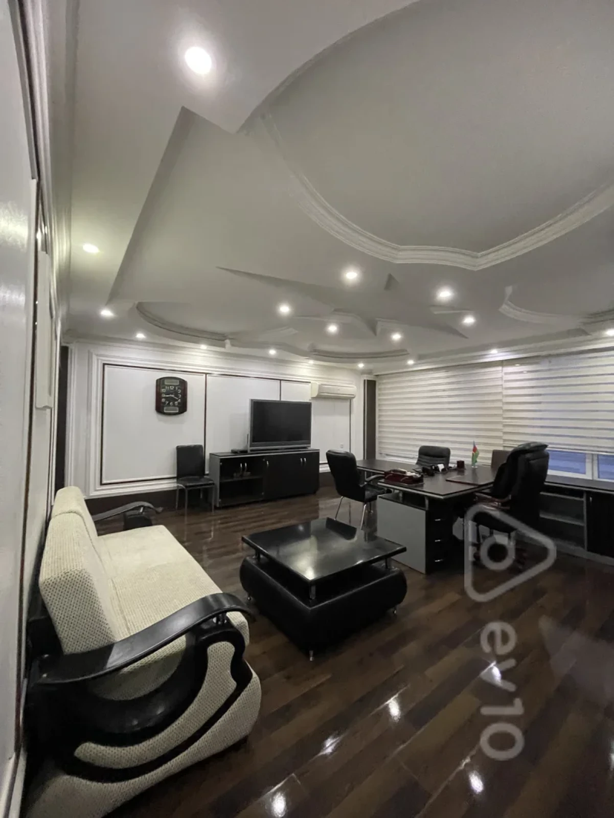 Kirayə verilir 1 otaqlı ofis 36 m²