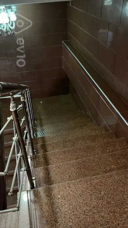 Kirayə verilir 1 otaqlı ofis 36 m²