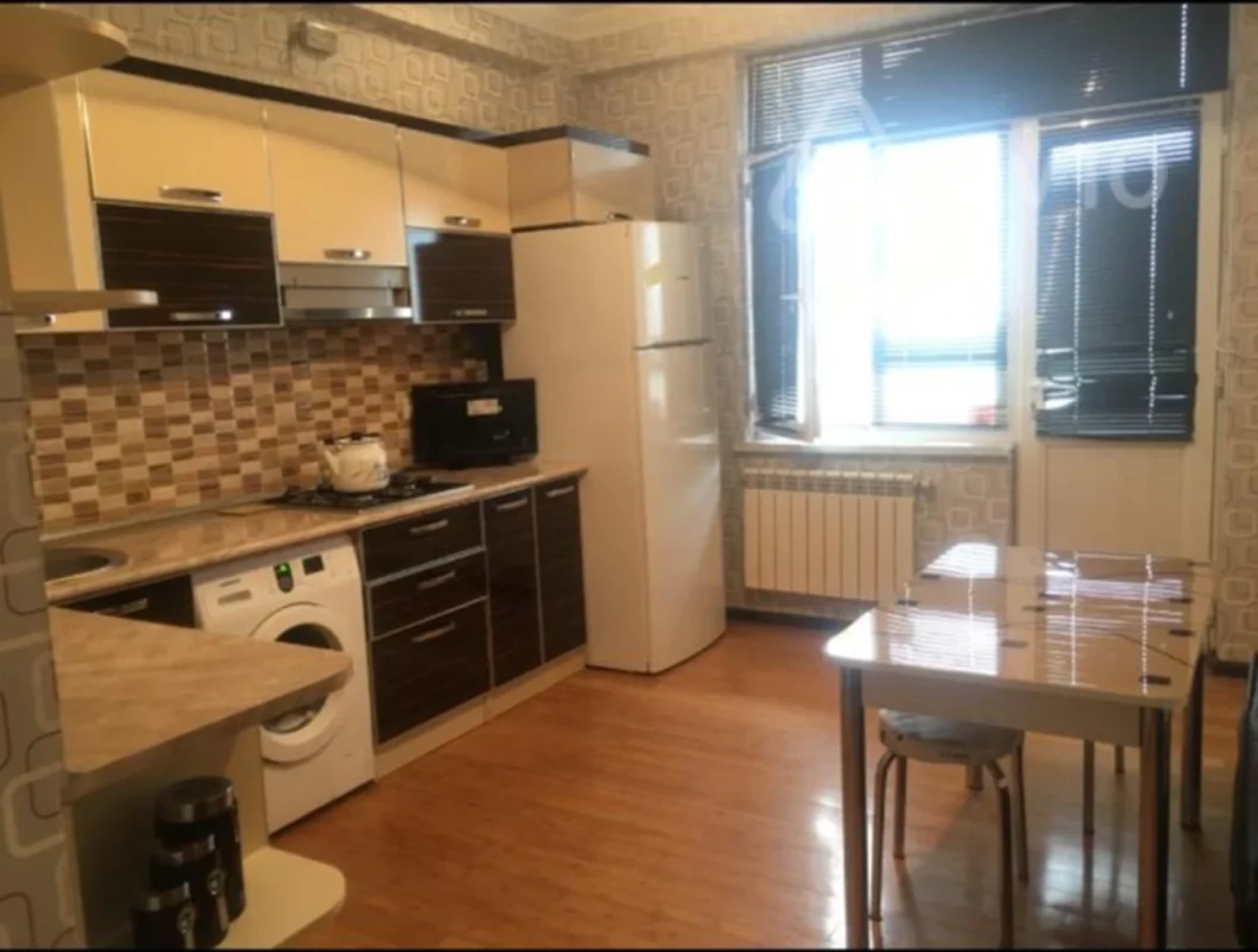 Kirayə verilir 3 otaqlı yeni tikili 90 m²