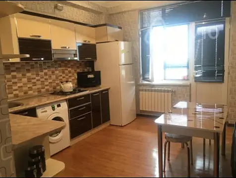 Kirayə verilir 3 otaqlı yeni tikili 90 m²
