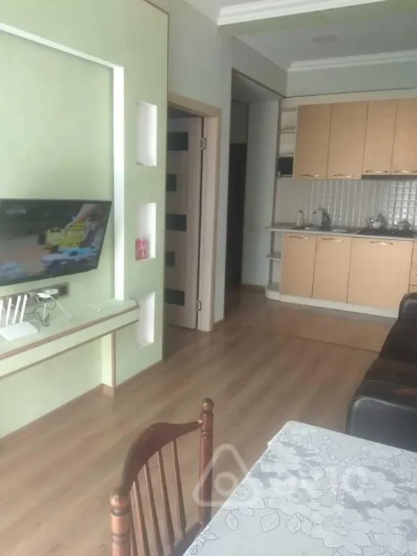 Kirayə verilir 3 otaqlı yeni tikili 75 m²