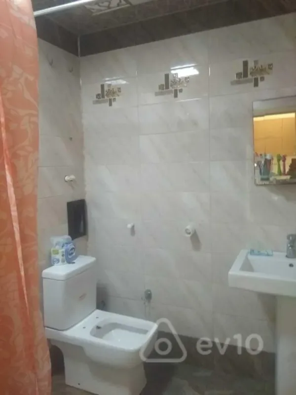 Kirayə verilir 3 otaqlı yeni tikili 75 m²