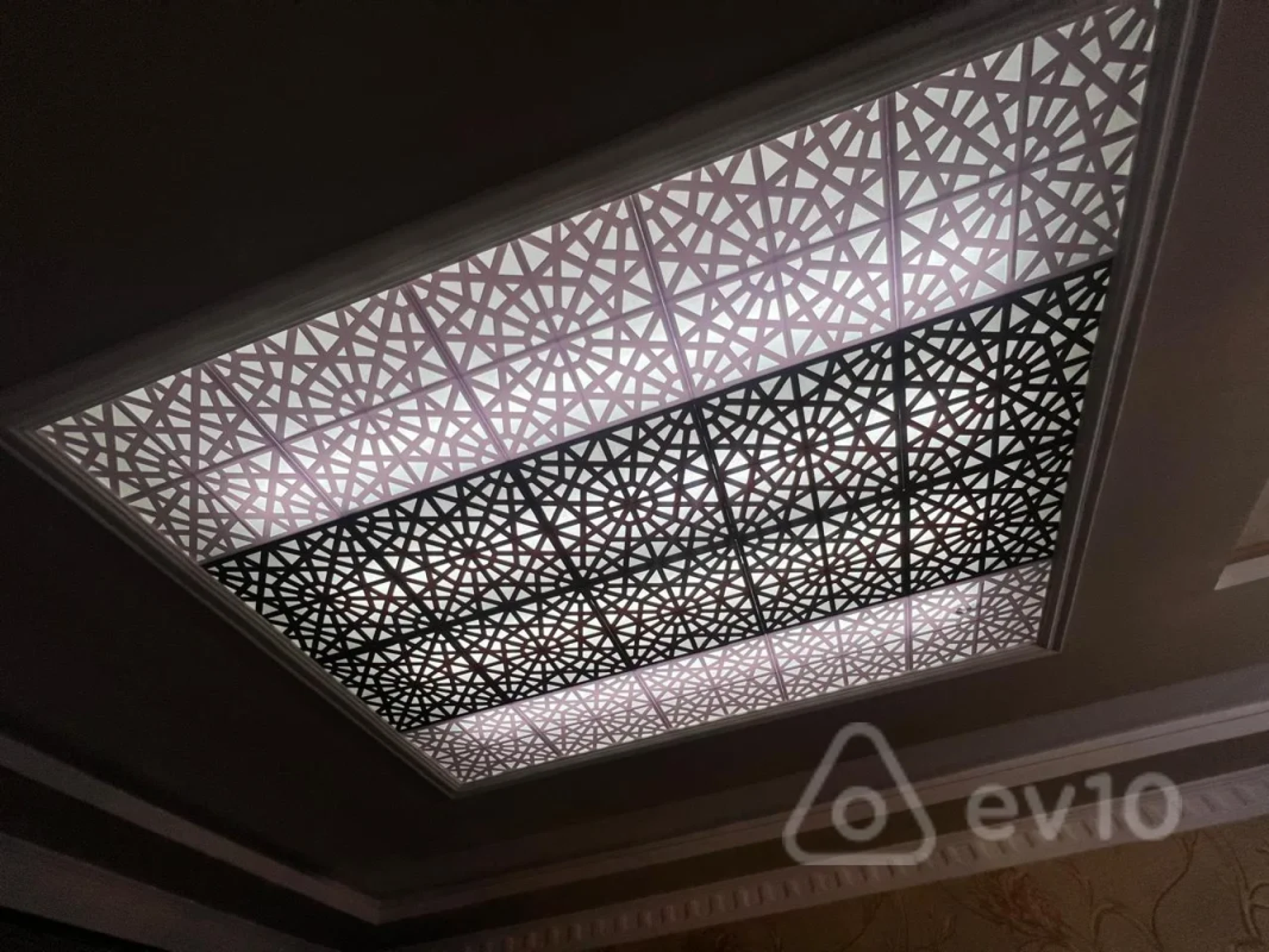 Satılır 6 otaqlı həyət evi 250 m²