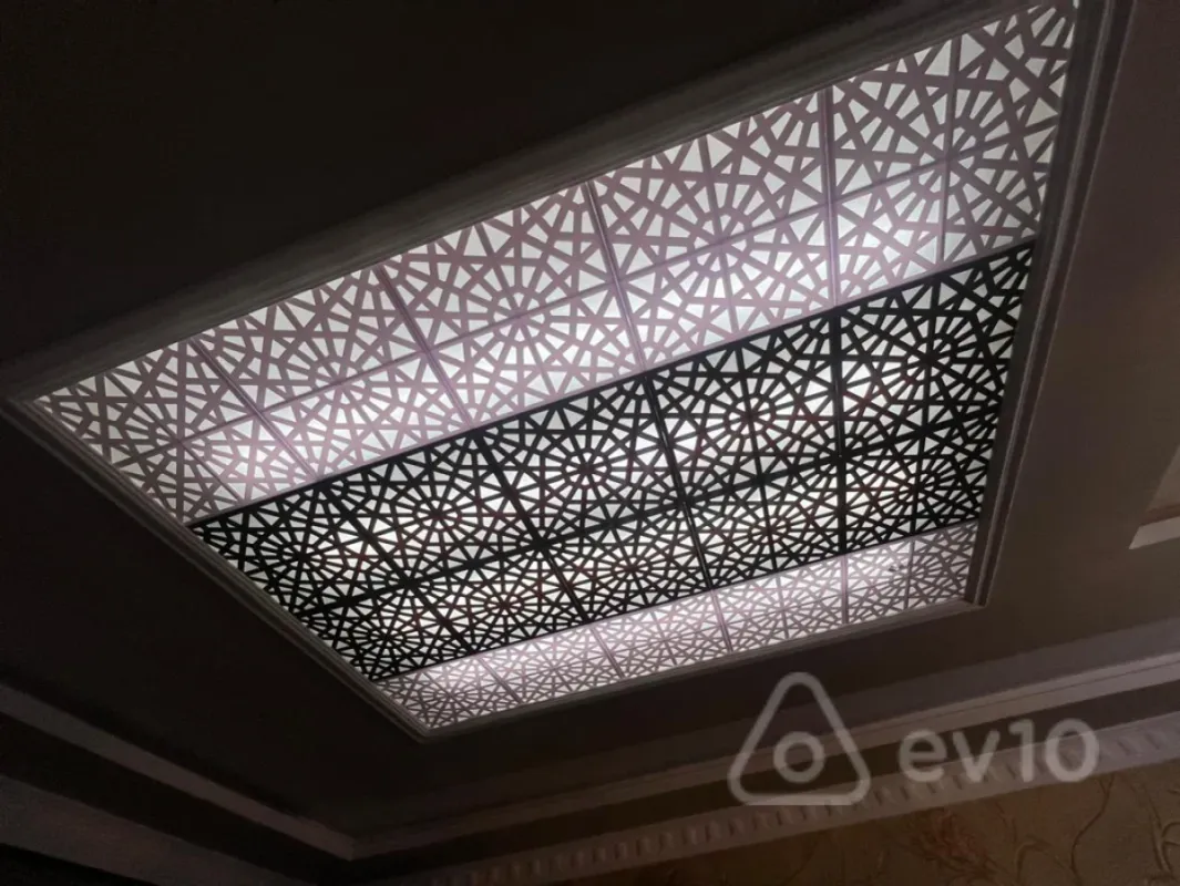 Satılır 6 otaqlı həyət evi 250 m²