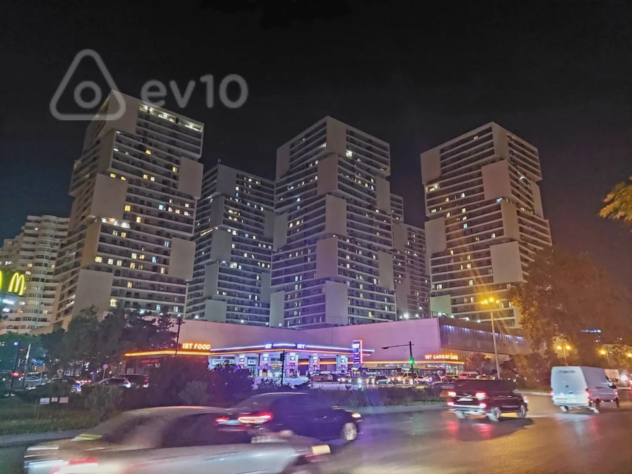 Kirayə verilir 4 otaqlı yeni tikili 148 m²