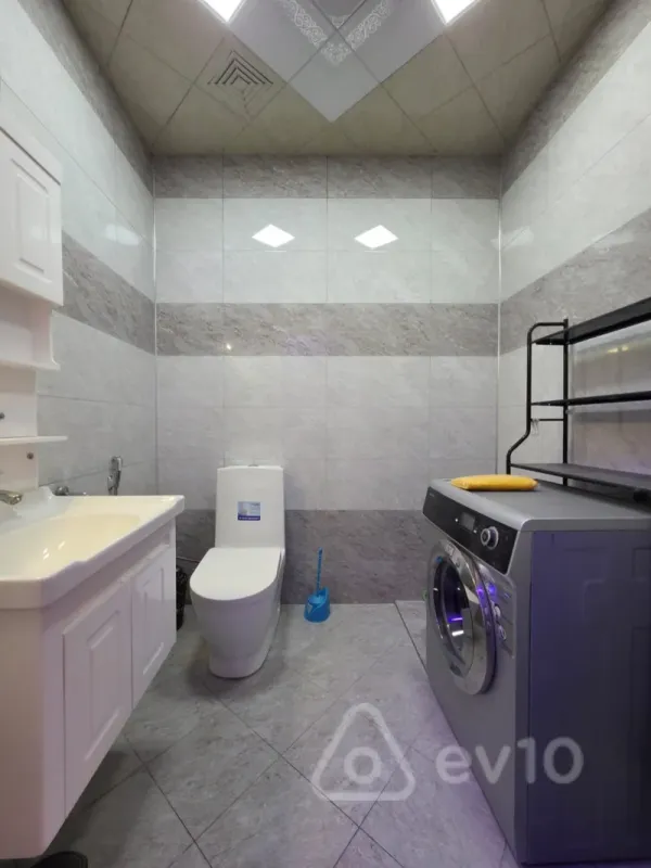 Kirayə verilir 4 otaqlı yeni tikili 148 m²