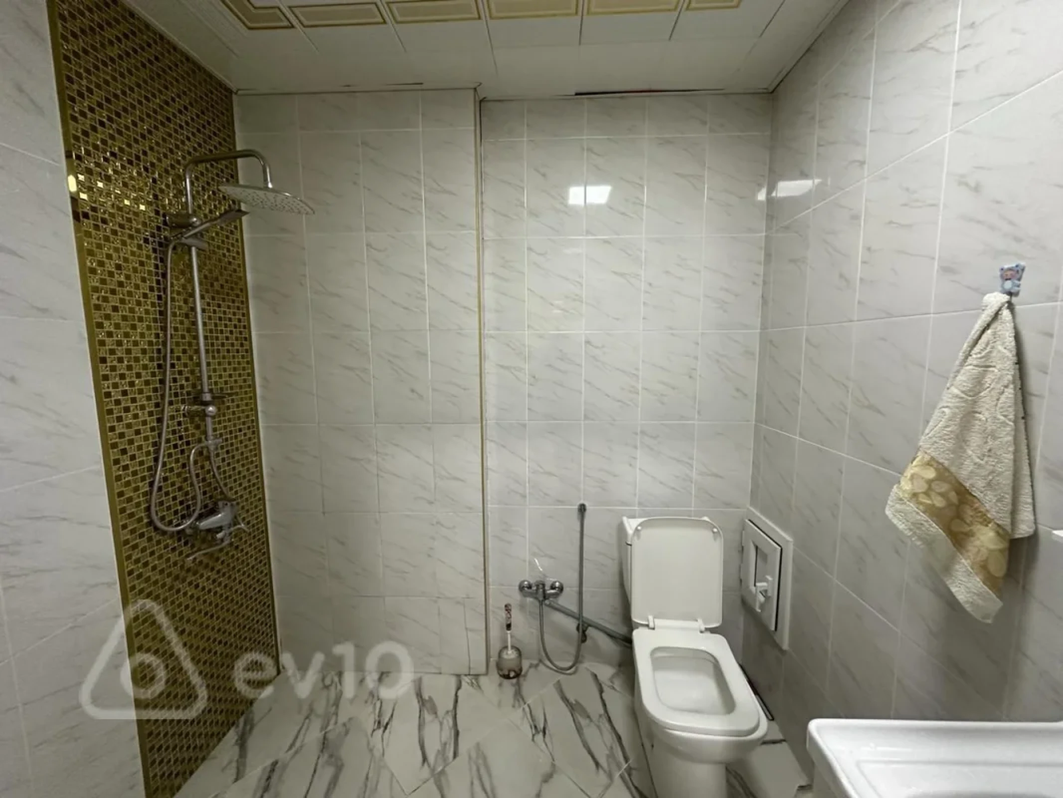 Kirayə verilir 2 otaqlı yeni tikili 70 m²