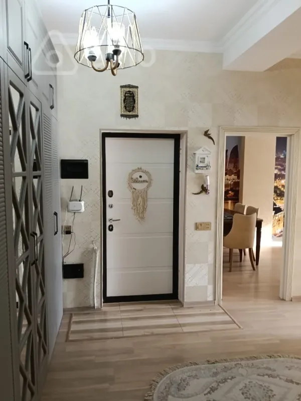 Satılır 3 otaqlı yeni tikili 90 m²