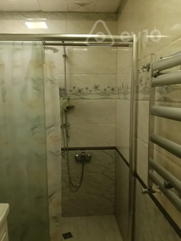 Satılır 3 otaqlı yeni tikili 90 m²