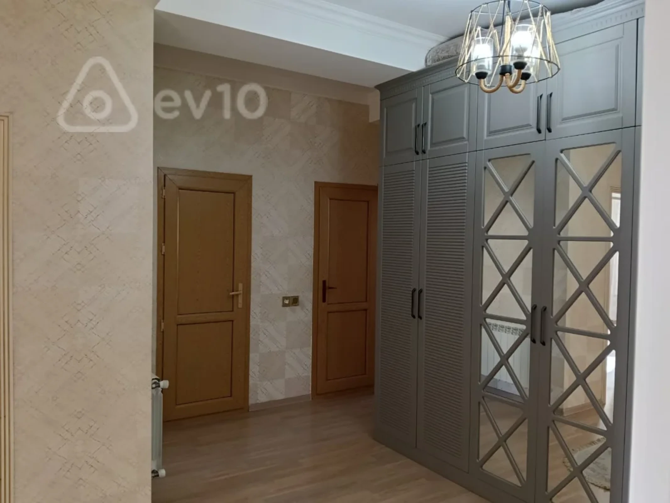 Satılır 3 otaqlı yeni tikili 90 m²