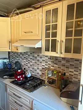 Kirayə verilir 3 otaqlı köhnə tikili 85 m² — Xırdalan 3 otaq 85.00 m²