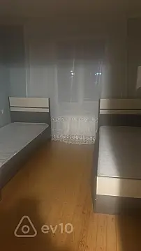 Kirayə verilir 3 otaqlı köhnə tikili 85 m²