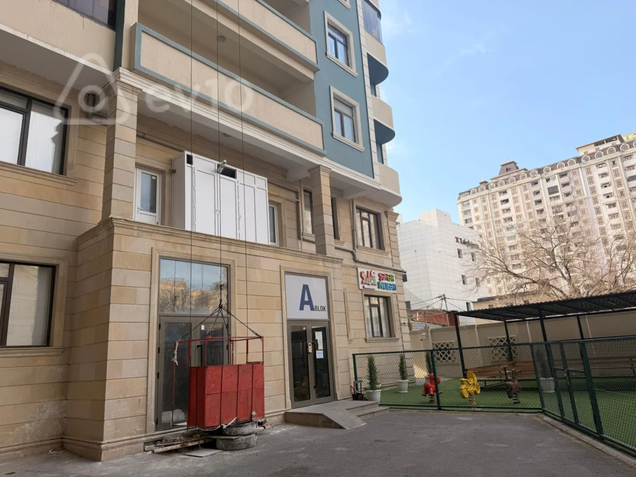 Satılır 2 otaqlı yeni tikili 70 m²