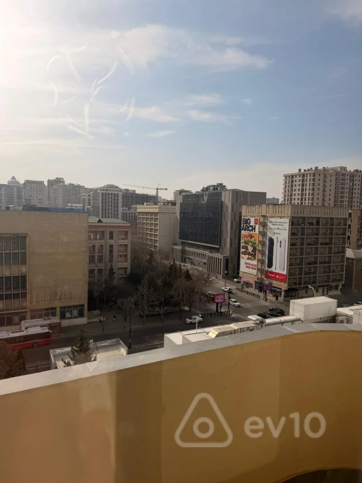 Satılır 2 otaqlı yeni tikili 70 m²