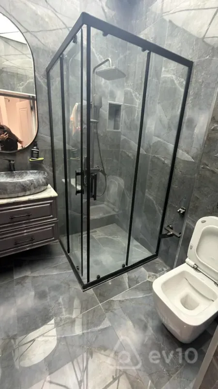 Satılır 2 otaqlı yeni tikili 70 m²