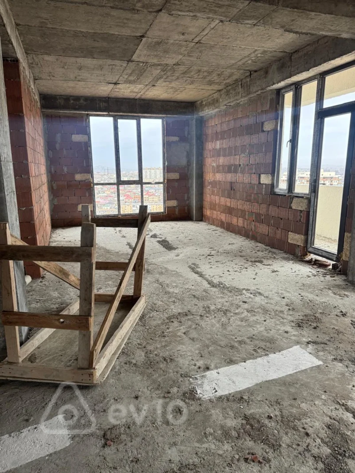 Satılır 3 otaqlı yeni tikili 127 m²