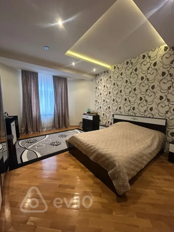Satılır 3 otaqlı yeni tikili 95 m²