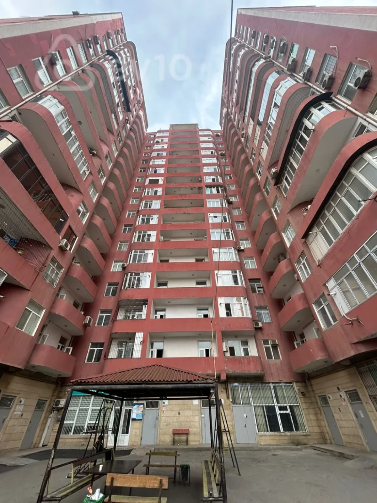 Satılır 3 otaqlı yeni tikili 95 m²