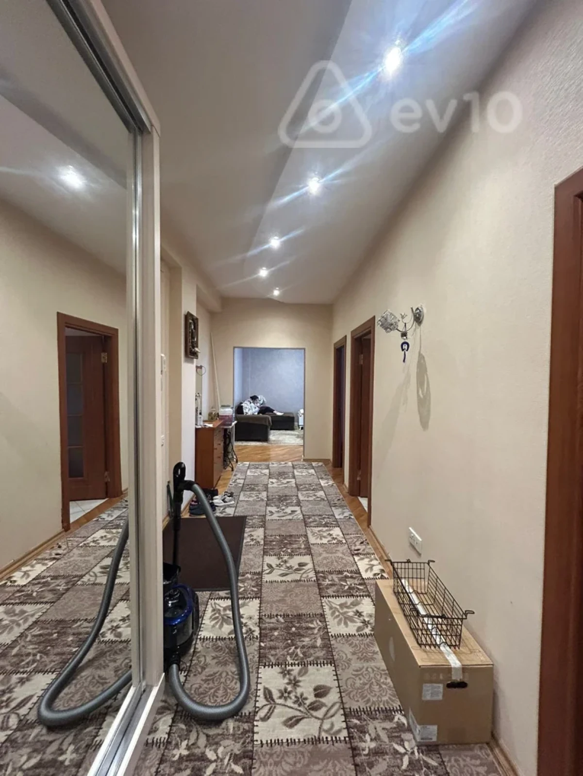 Satılır 3 otaqlı yeni tikili 95 m²