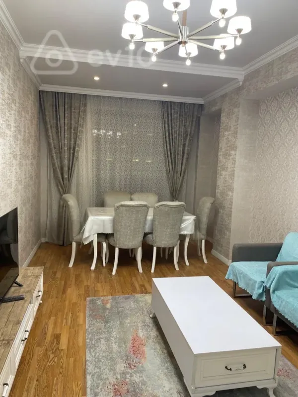 Kirayə verilir 2 otaqlı yeni tikili 70 m²