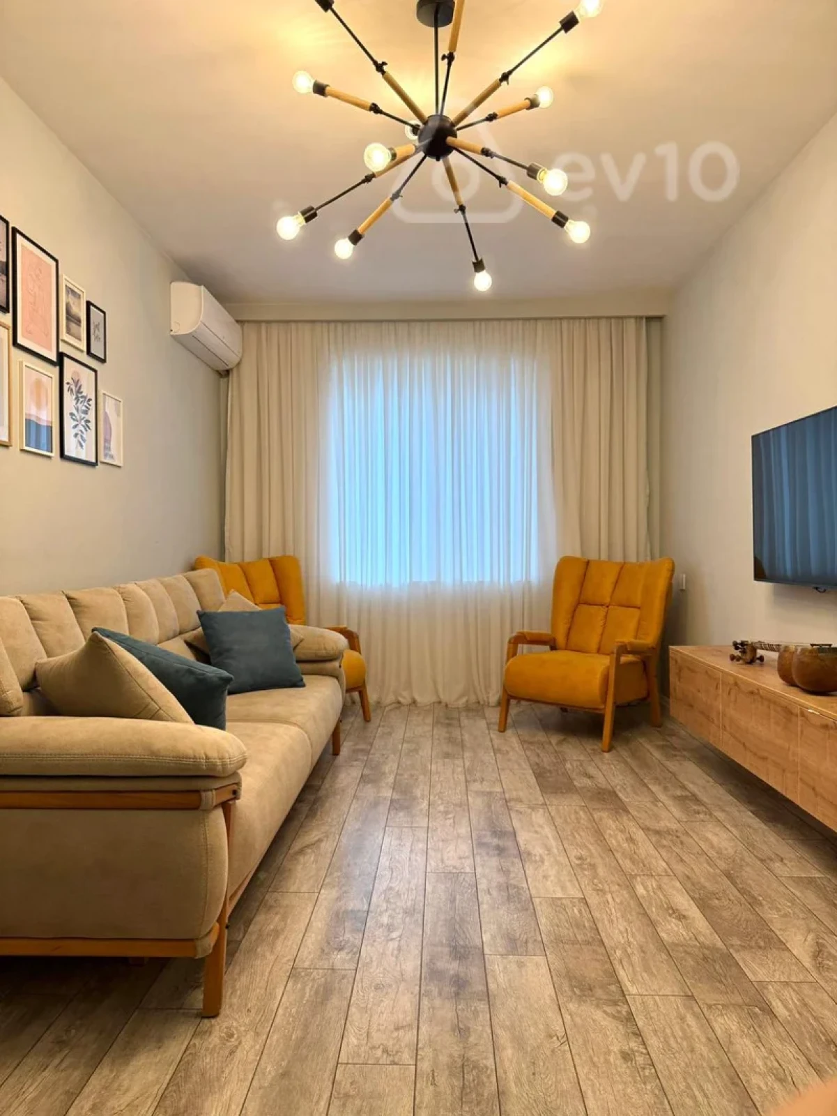 Satılır 2 otaqlı köhnə tikili 60 m²