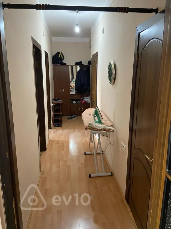 Kirayə verilir 2 otaqlı yeni tikili 61 m²