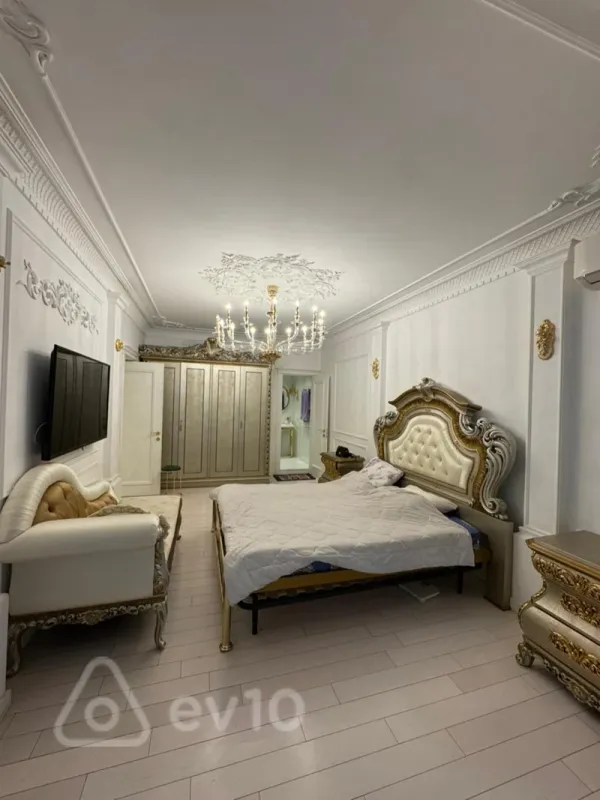 Satılır 4 otaqlı yeni tikili 181 m²