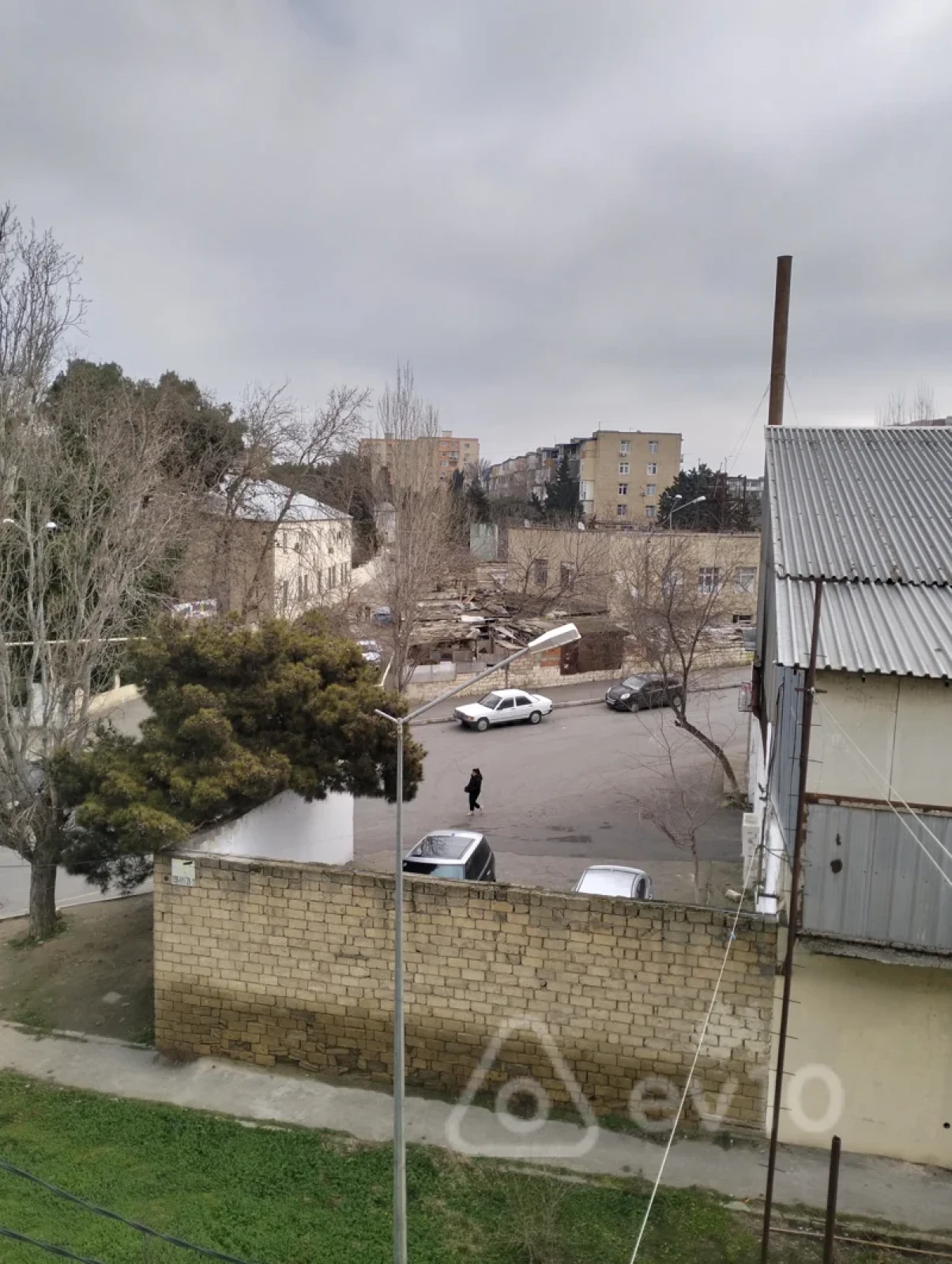 Kirayə verilir 1 otaqlı köhnə tikili 45 m²