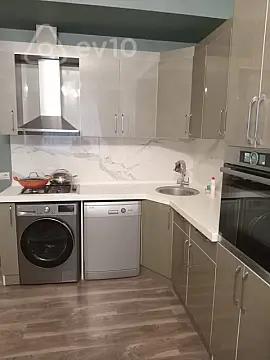 Kirayə verilir 2 otaqlı yeni tikili 70 m²