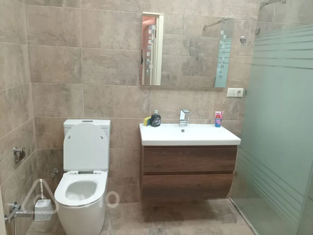 Kirayə verilir 2 otaqlı yeni tikili 70 m²