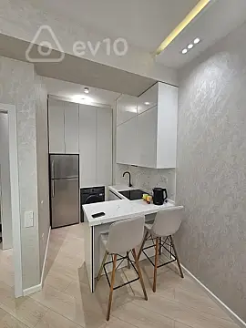 Kirayə verilir 2 otaqlı yeni tikili 62 m²