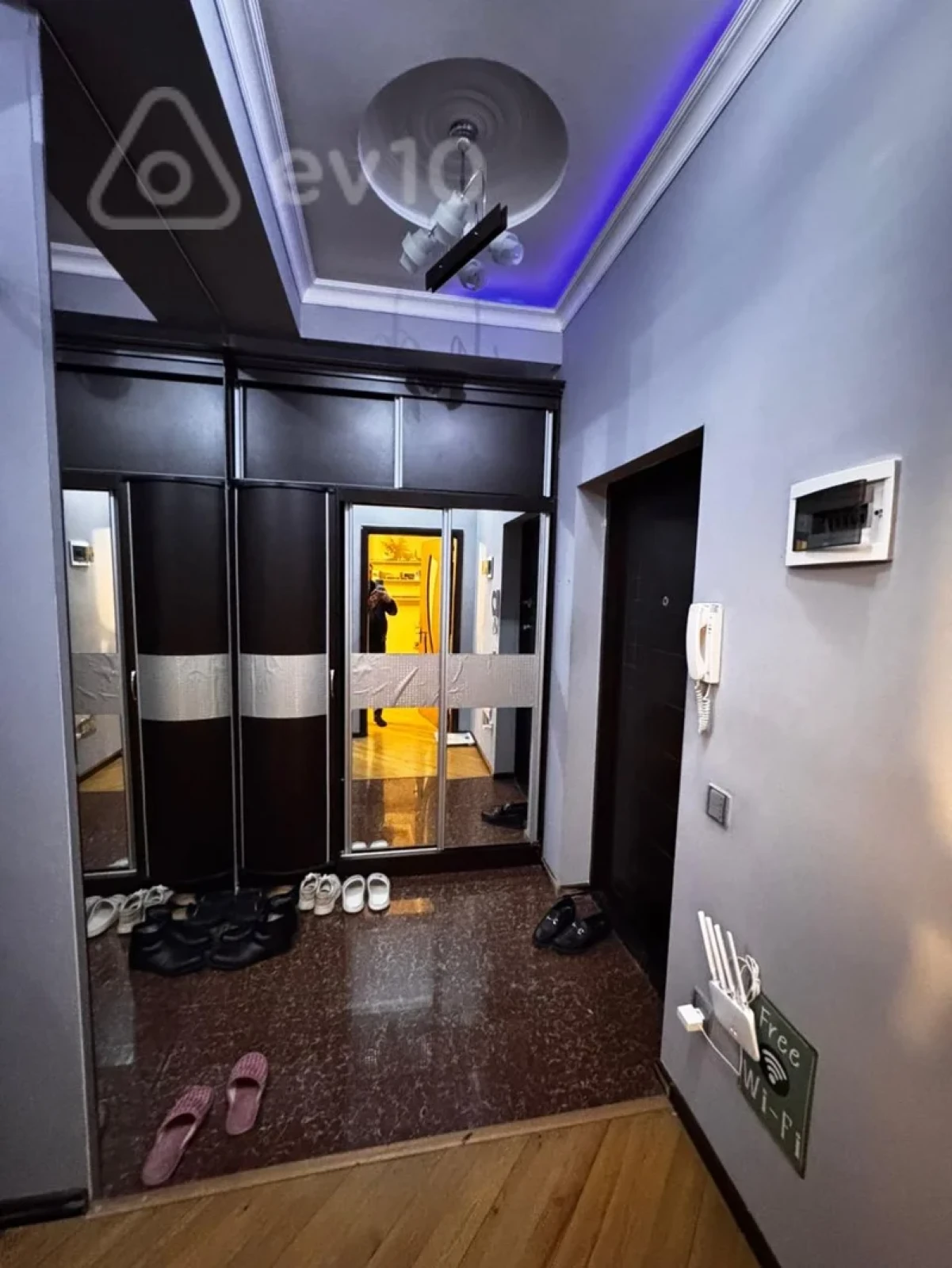 Kirayə verilir 2 otaqlı yeni tikili 60 m²