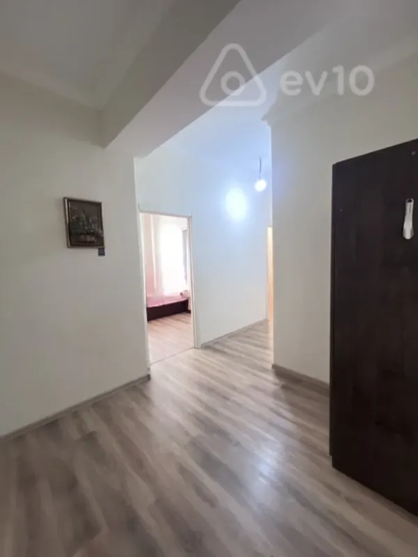 Kirayə verilir 2 otaqlı yeni tikili 61 m²