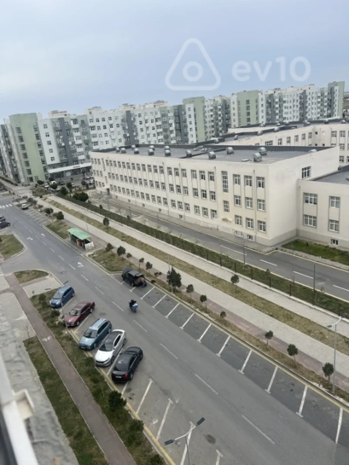 Kirayə verilir 2 otaqlı yeni tikili 61 m²