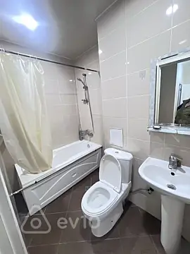 Kirayə verilir 2 otaqlı yeni tikili 61 m²