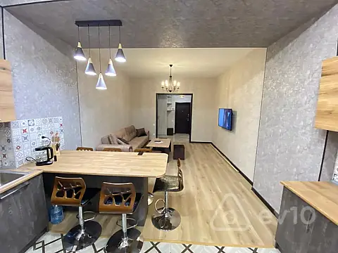 Kirayə verilir 2 otaqlı yeni tikili 70 m²