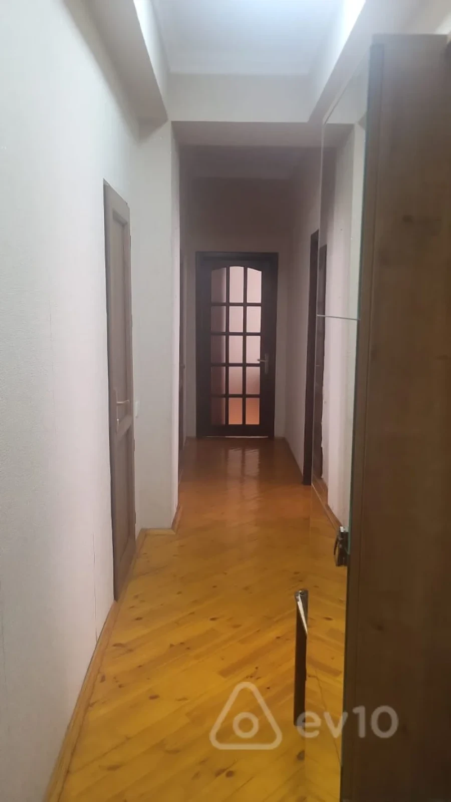 Kirayə verilir 2 otaqlı yeni tikili 70 m²