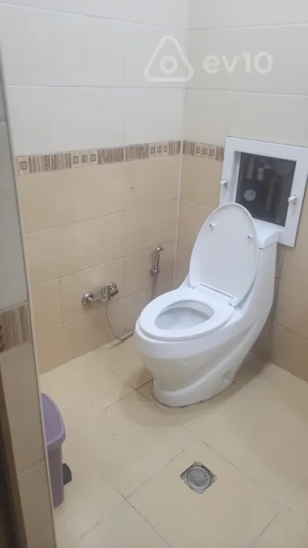 Kirayə verilir 2 otaqlı yeni tikili 70 m²