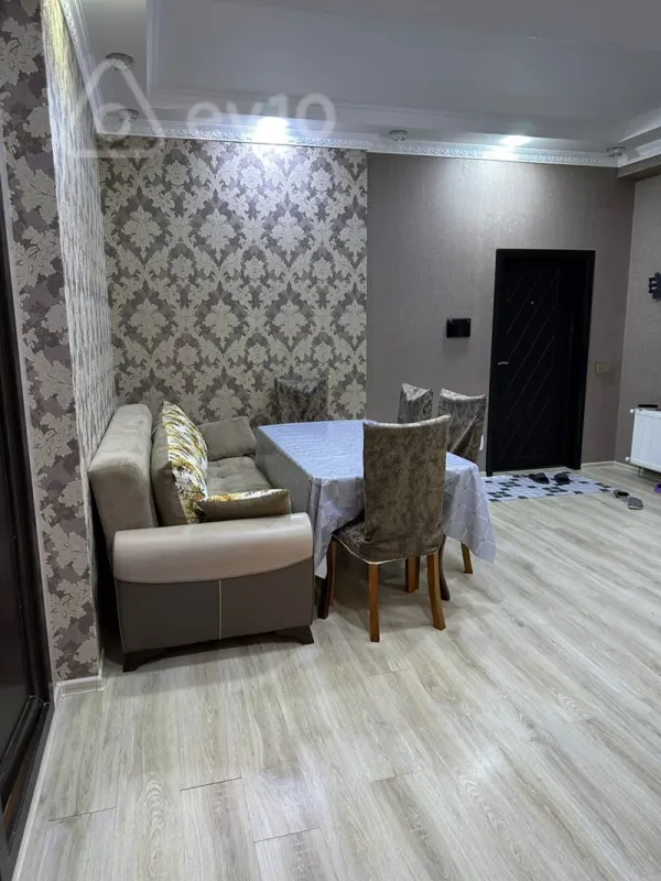 Kirayə verilir 2 otaqlı yeni tikili 64 m²