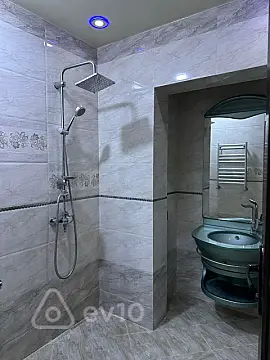 Kirayə verilir 2 otaqlı yeni tikili 64 m²