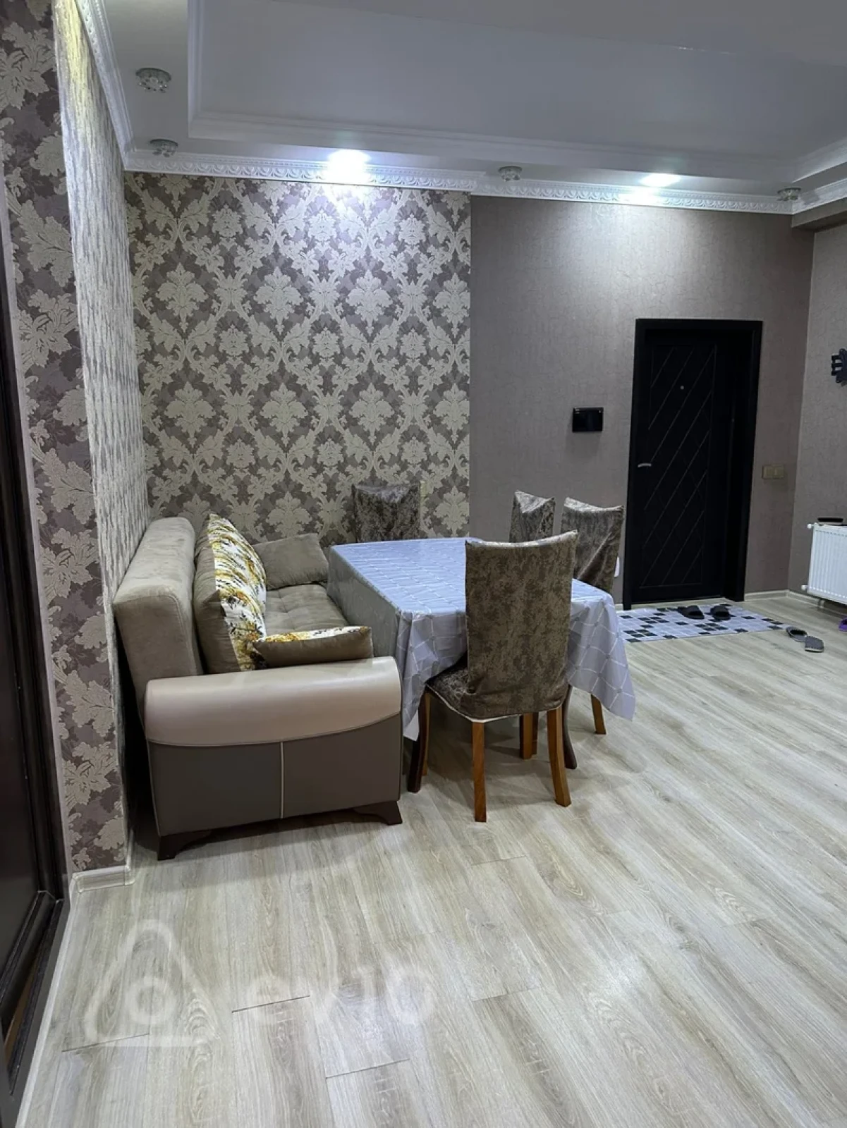 Kirayə verilir 2 otaqlı yeni tikili 64 m²