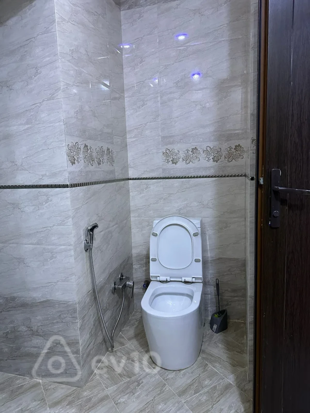 Kirayə verilir 2 otaqlı yeni tikili 64 m²