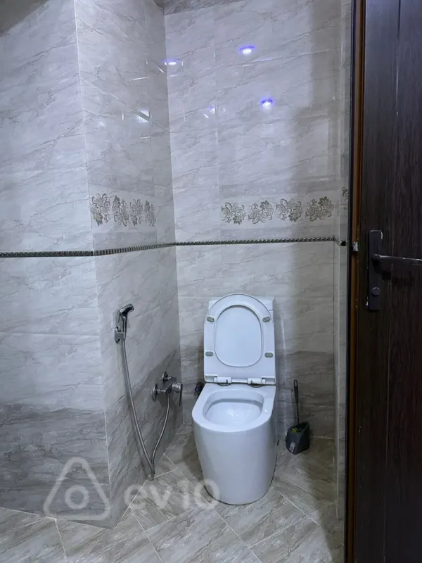 Kirayə verilir 2 otaqlı yeni tikili 64 m²