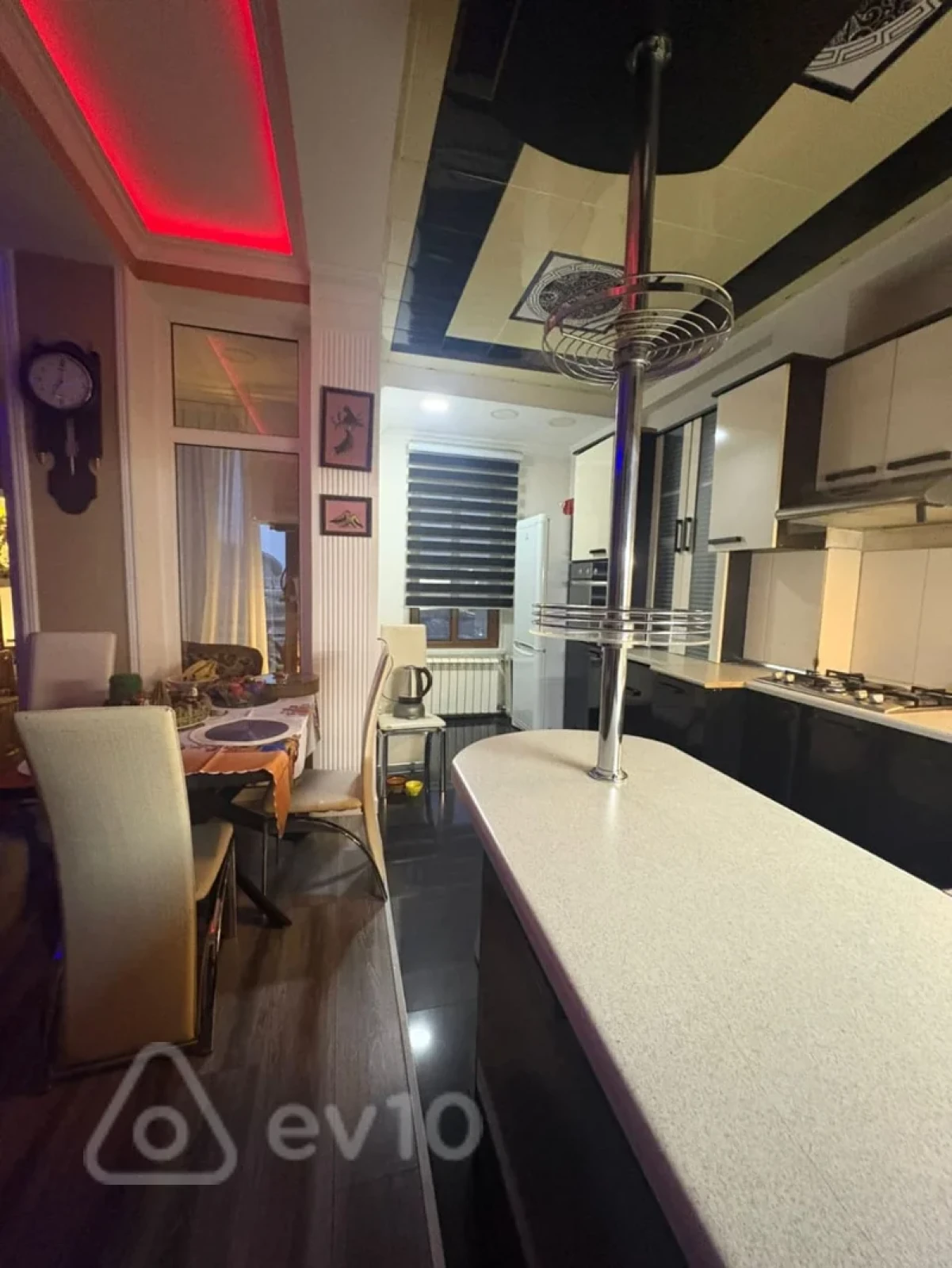 Kirayə verilir 2 otaqlı yeni tikili 60 m²