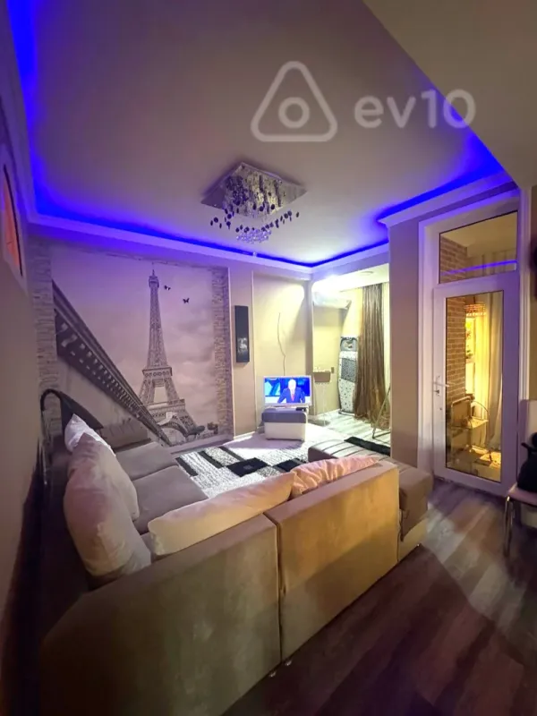 Kirayə verilir 2 otaqlı yeni tikili 60 m²