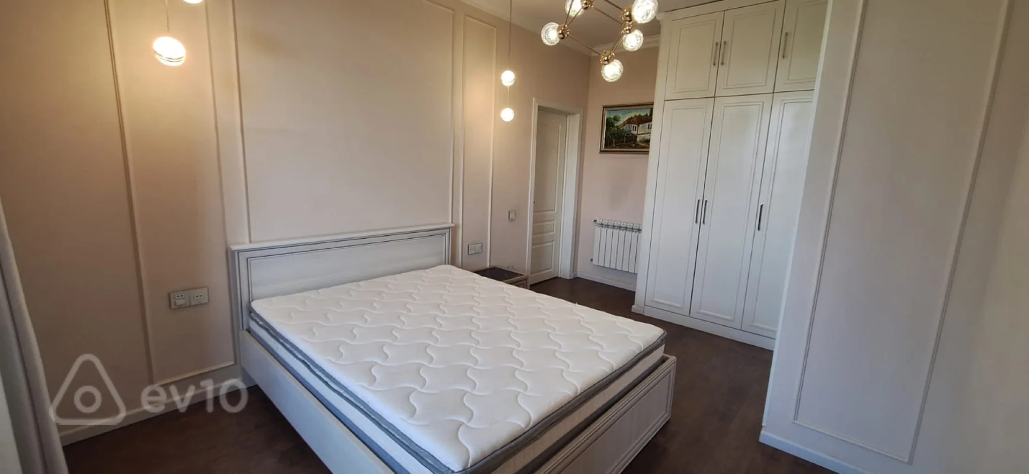 Kirayə verilir 3 otaqlı köhnə tikili 82 m²