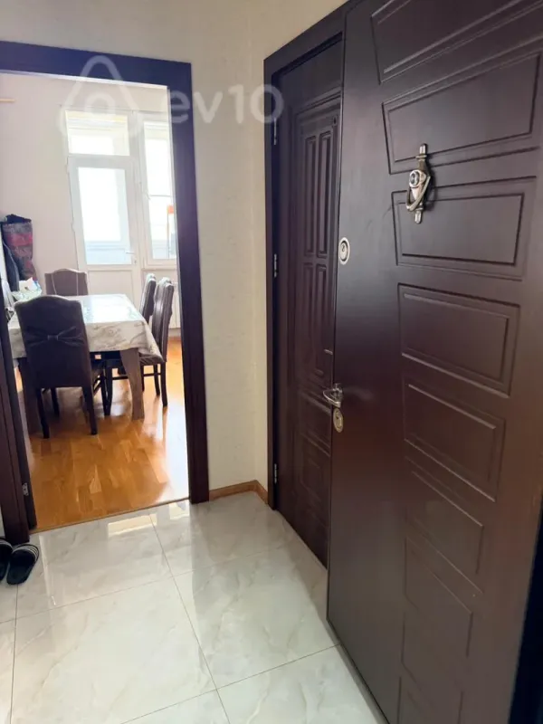 Kirayə verilir 2 otaqlı yeni tikili 50 m²